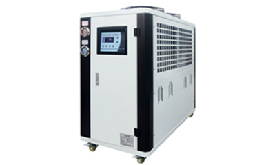 影響工業冷水機制冷量大小的原因有哪些?